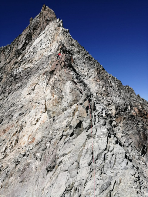 Winding my way up the East ridge of Mont Blanc du Cheilon 